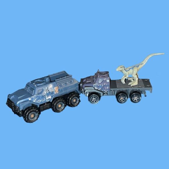 Hot Wheels Land Adventure Jurassic World Vehicle Bundled Velociraptor Dino B17 - Picture 1 of 10